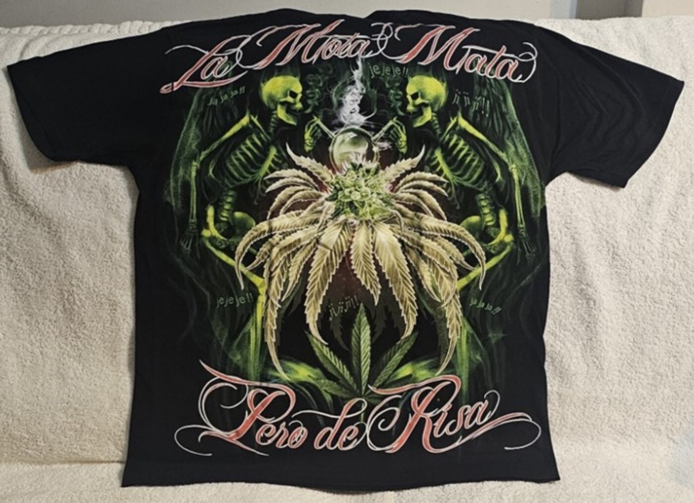 SKELETON SMOKING BONG MARIJUANA LEAF LA MOTA MATA SKULL WEED T-SHIRT gallery