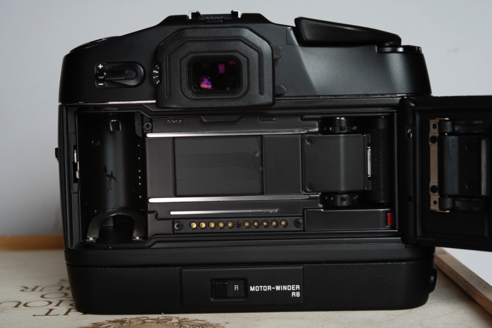 Leica R9 Camera with Motor Winder