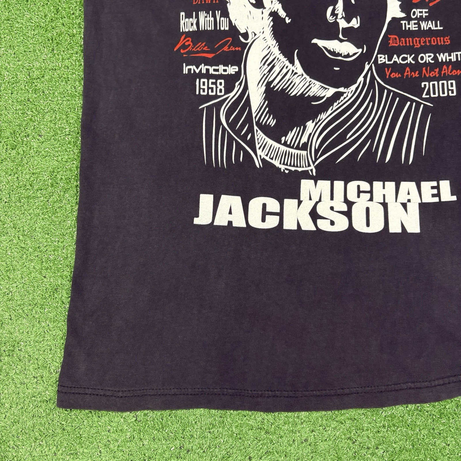 Vintage 2000s Michael Jackson 2009 Tribute Faded Black T-Shirt Men's XL - 23x32 gallery