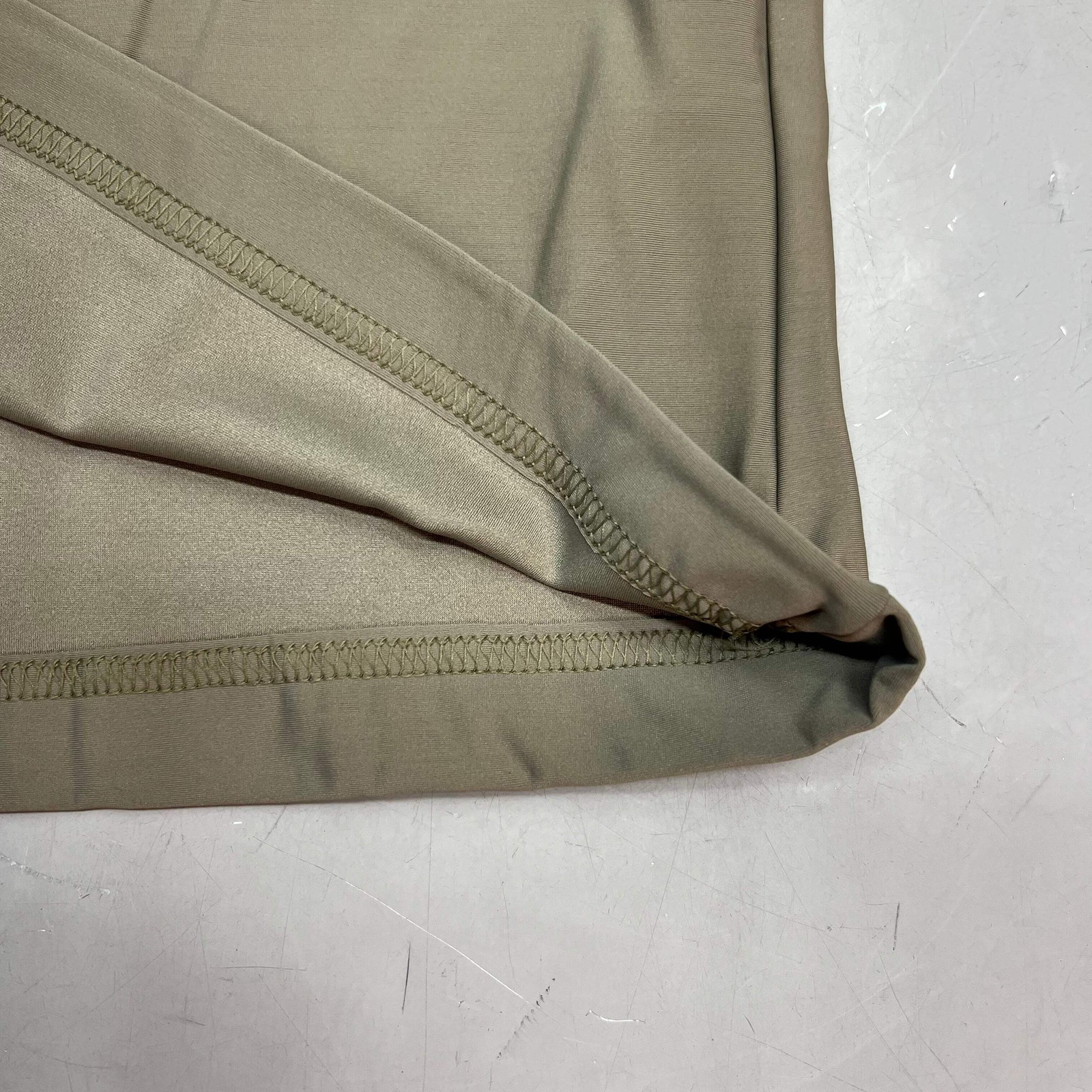 DUKE DRI Nylon/Spandex Tight Fit Military T-Shirt Men's Sz L Coyote Tan T45499BG gallery