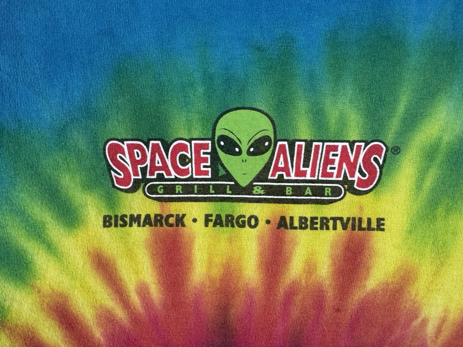 Hippie Shirt Mens 2XL 60s 70s Peace Space Aliens Bar And Grill Colorful Bohemian gallery