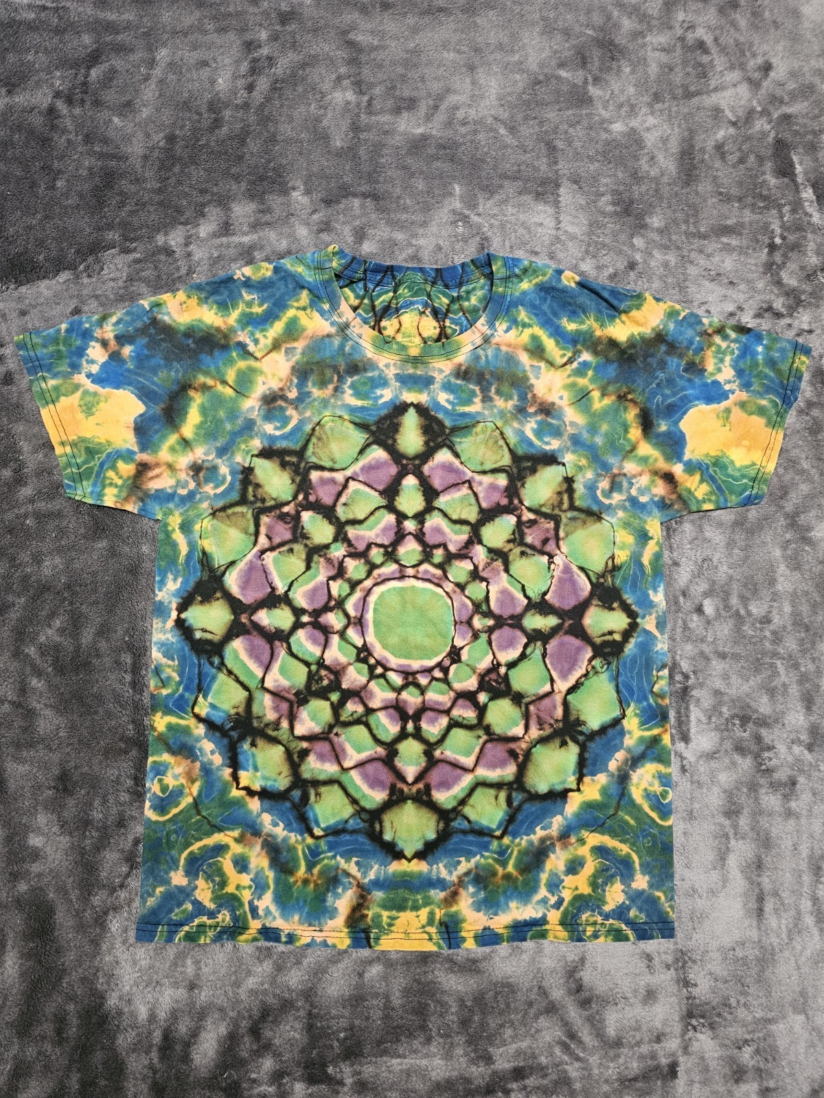 Handmade Tie Dye- Medium Reveresed gallery