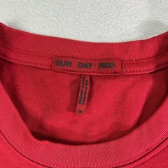 Sun Day Red Tiger Woods Men’s Medium T-Shirt Red SDR Embroidered Logo Cotton