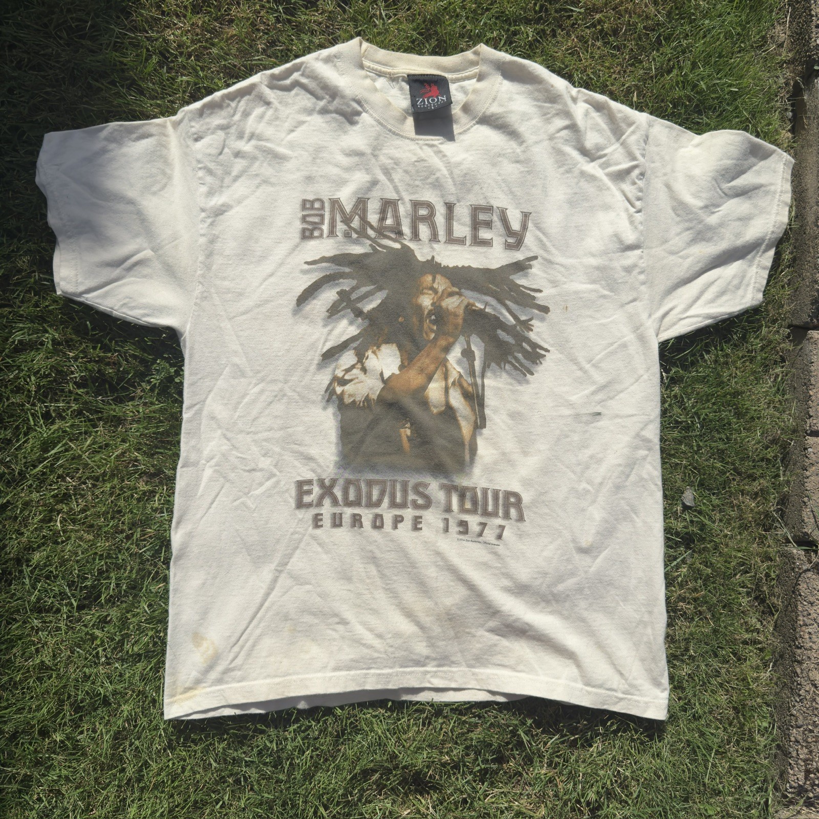 Vintage Bob Marley Exodus Tour Europe 1977 Graphic T-Shirt White Size L