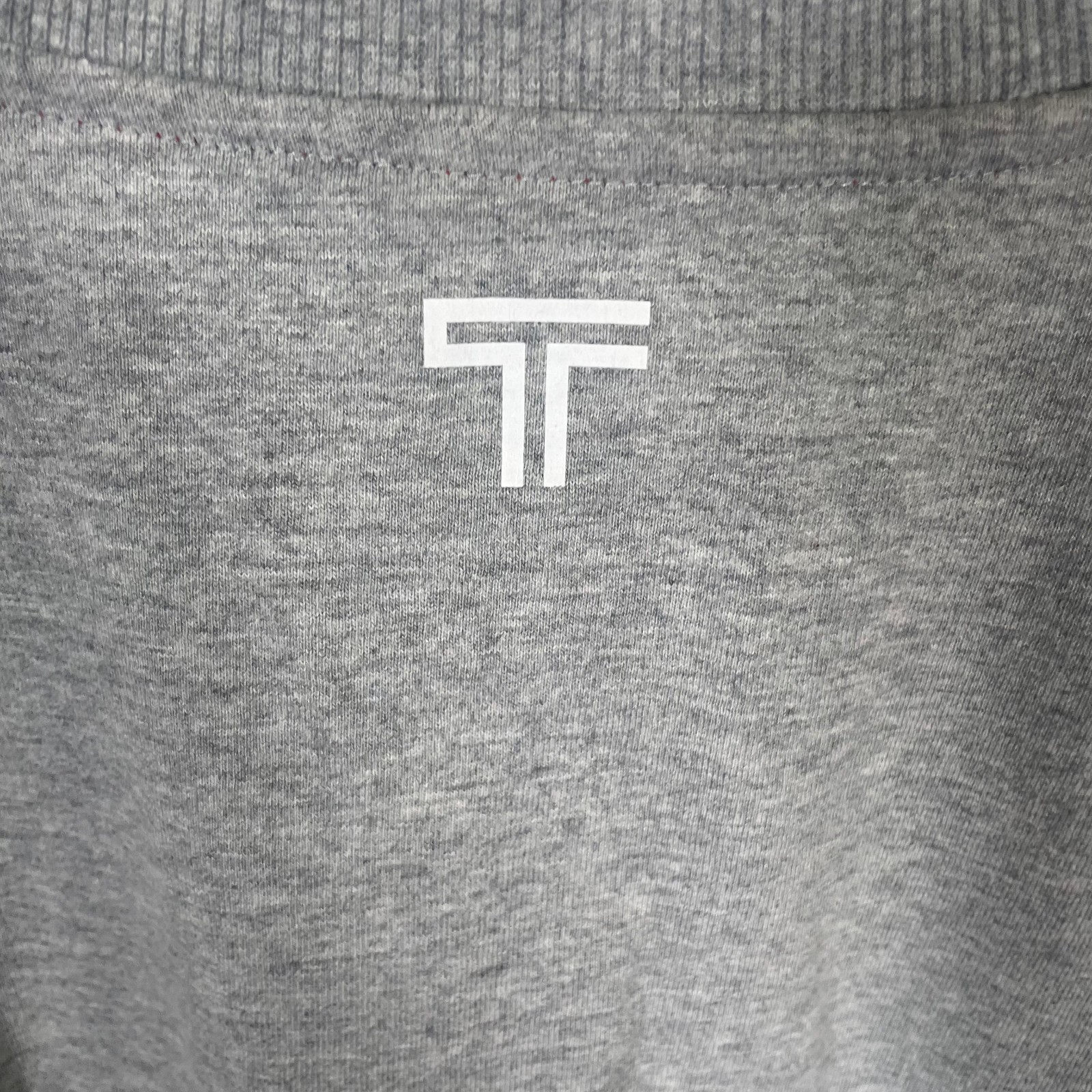 TUMI Long Sleeve T Shirt Mens Size XL Crewneck Air India Gray Travel gallery