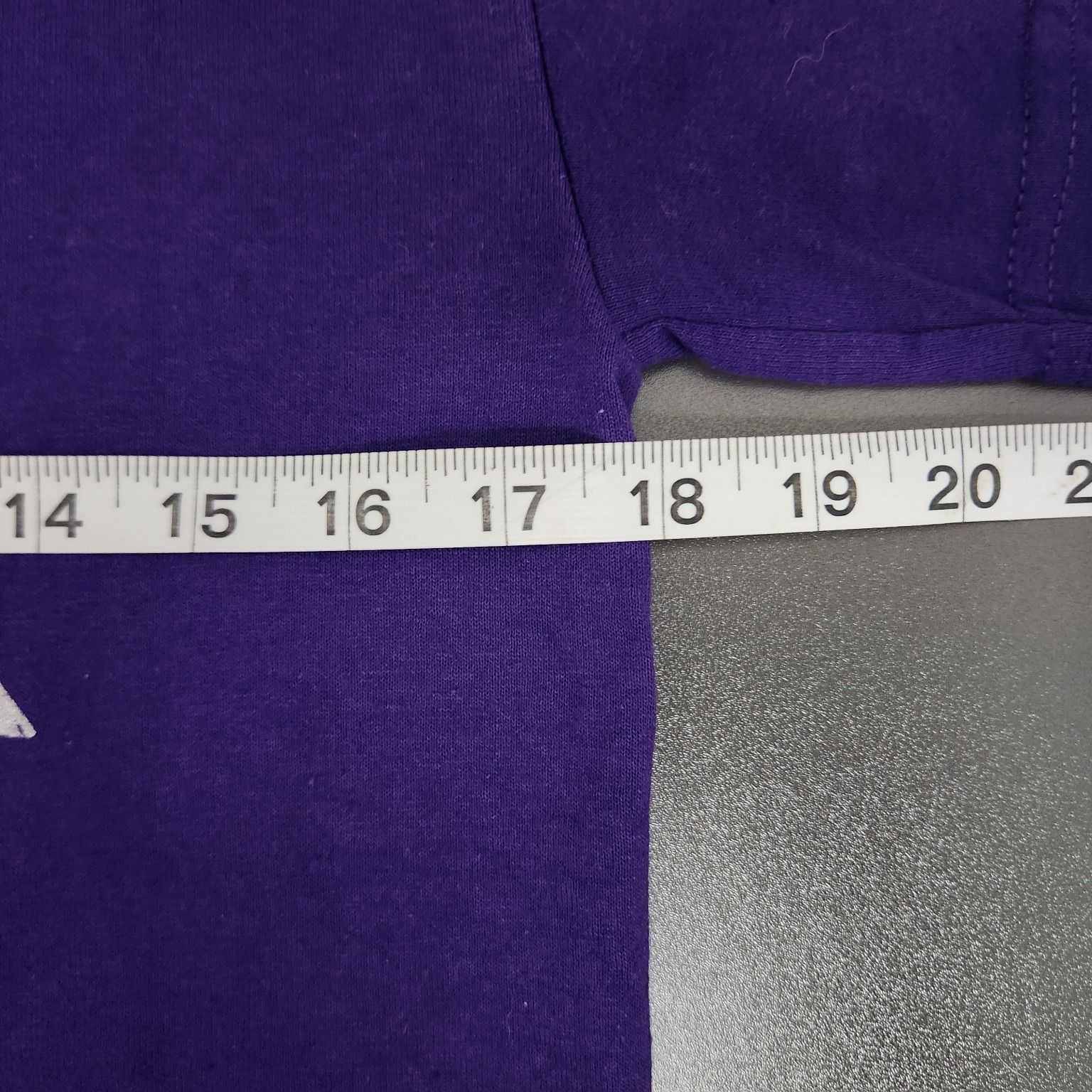 GILDAN Women's Purple DryBlend Short Sleeve Silver Star Graphic T-Shirt Size S gallery