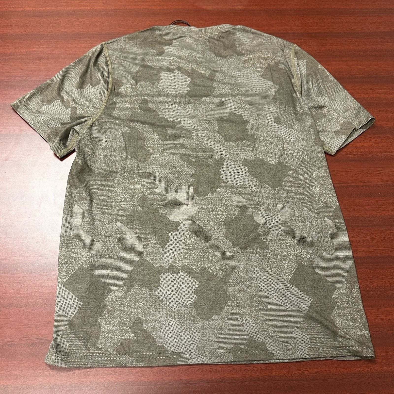 prAna Camo Shirt Mens Size Small Prospect Heights Graphic SS Rye Harbor NWT gallery