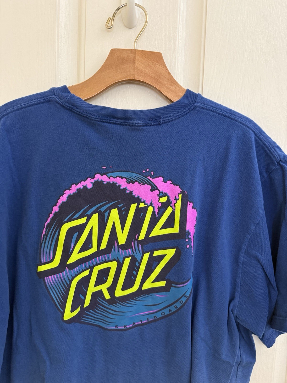 Santa Cruz Skateboards Dip Dye T-Shirt Blue Wave Dot Graphic Size M
