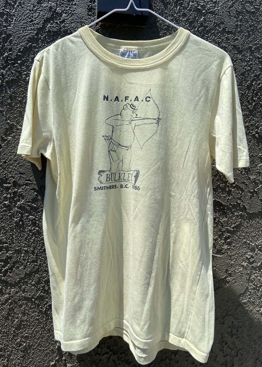 True Vintage 80s N.A.F.A.C Archery T Shirt Sz L Bulkley Smithers B.C Yellow USA gallery