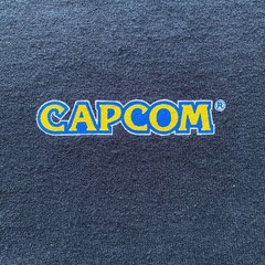 Vintage Y2K Resident Evil Capcom Promo T-Shirt XL Shoulder 55cm 21.7in