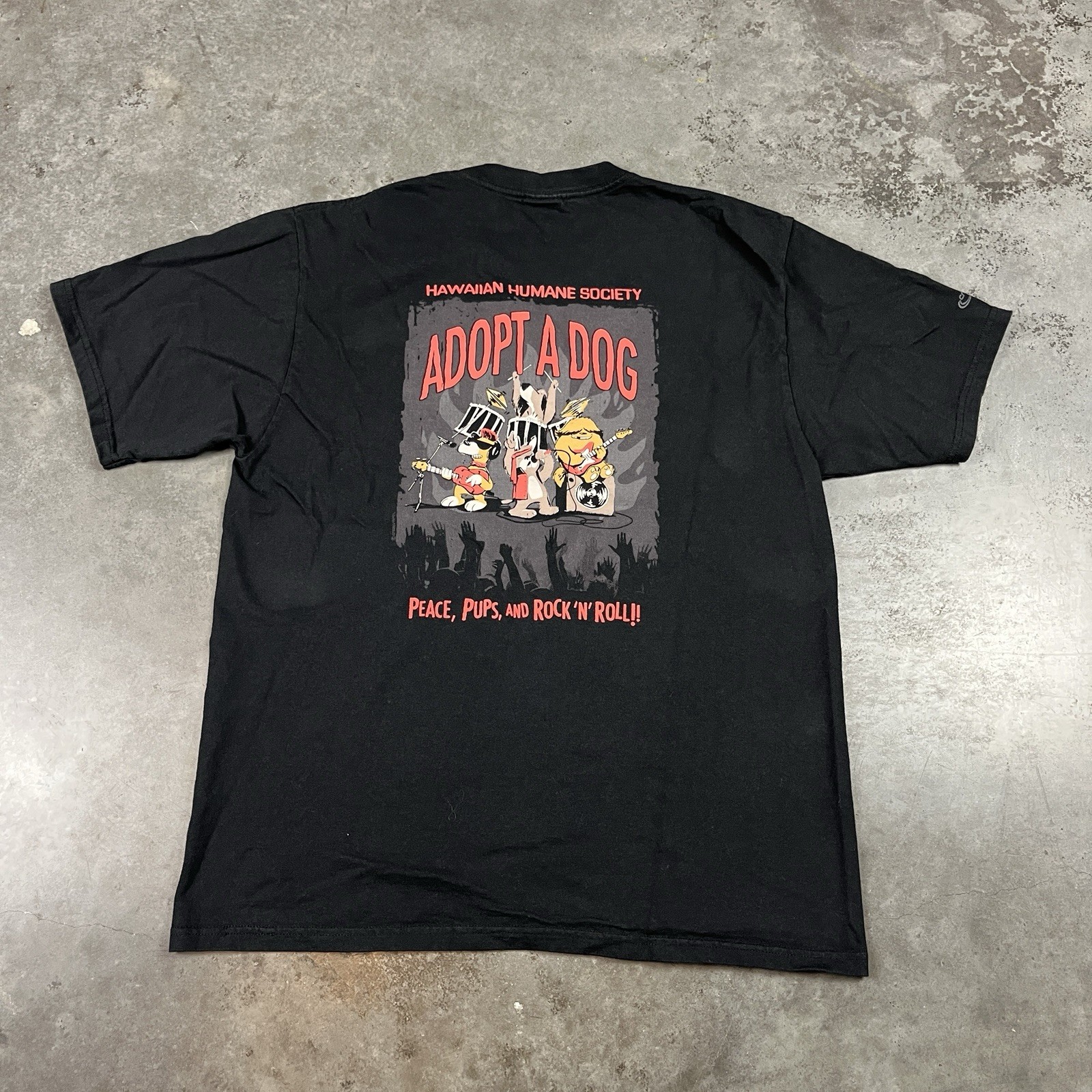 Crazy Shirt Mens Medium Black Adpot A Dog Preowned gallery