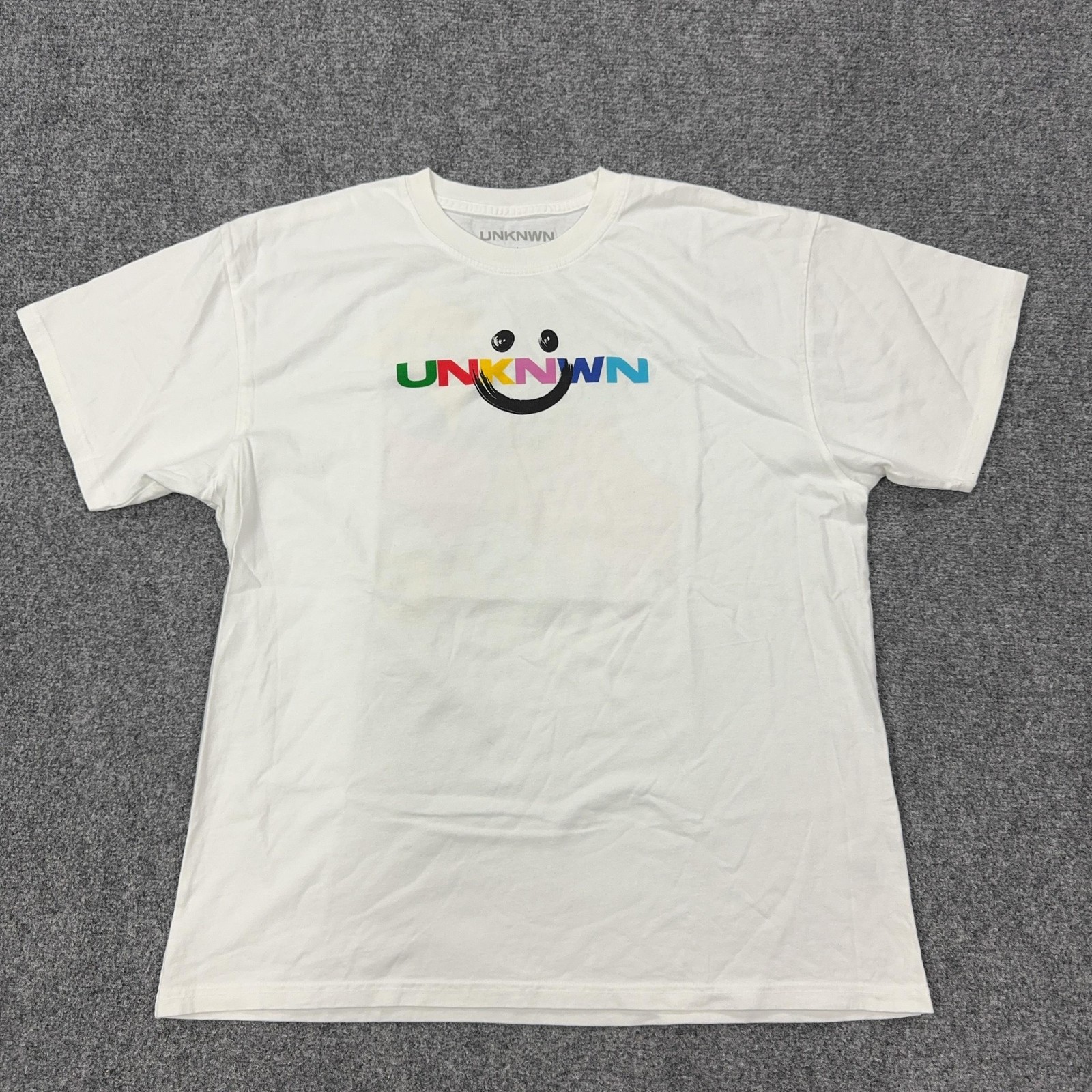 UNKNWN Shirt Mens Large White Smiley Face Fight To Get There Graphic Tee Tagless gallery