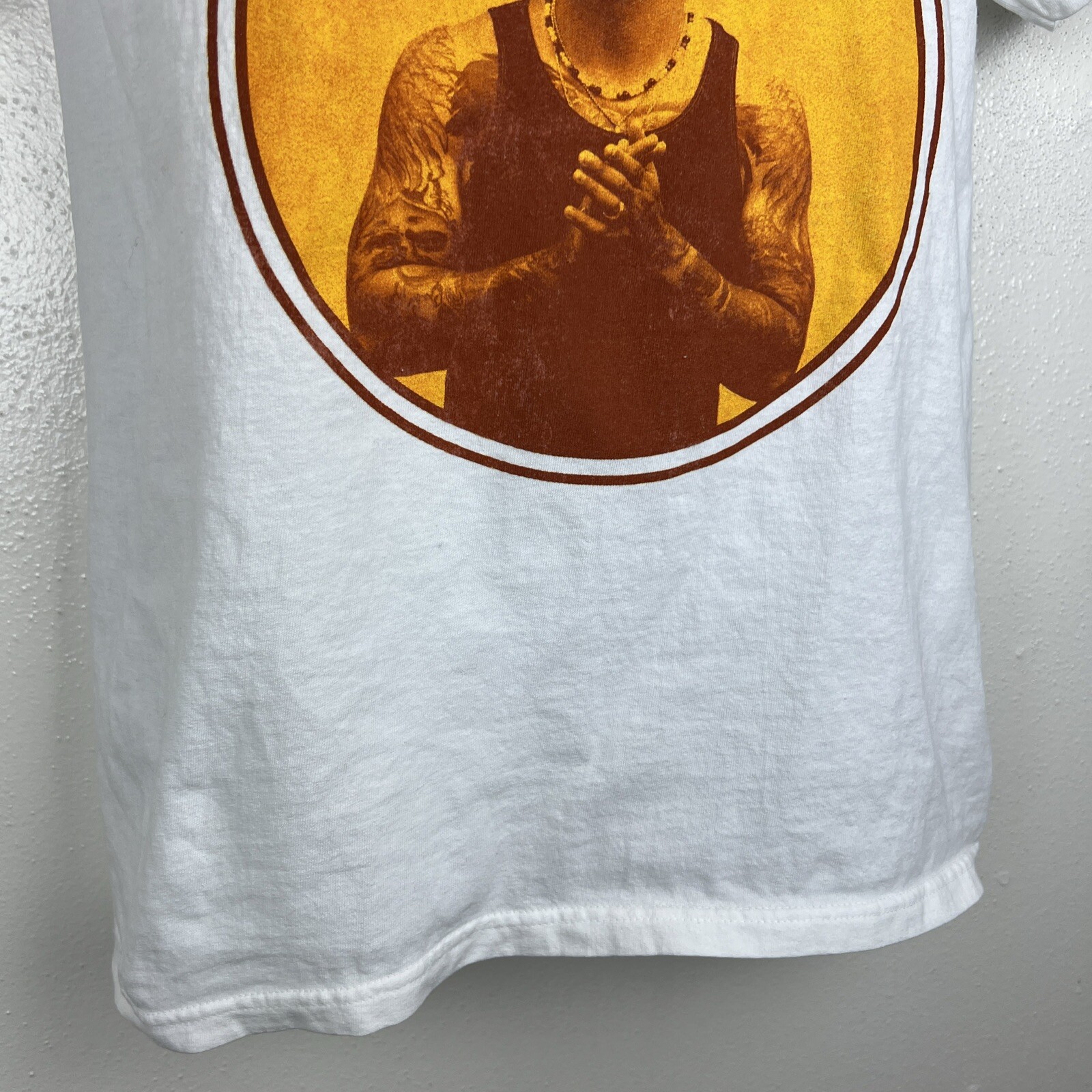 Kane Brown Shirt Men Medium White Cotton Country Singer Music Short Sleeve Tee gallery