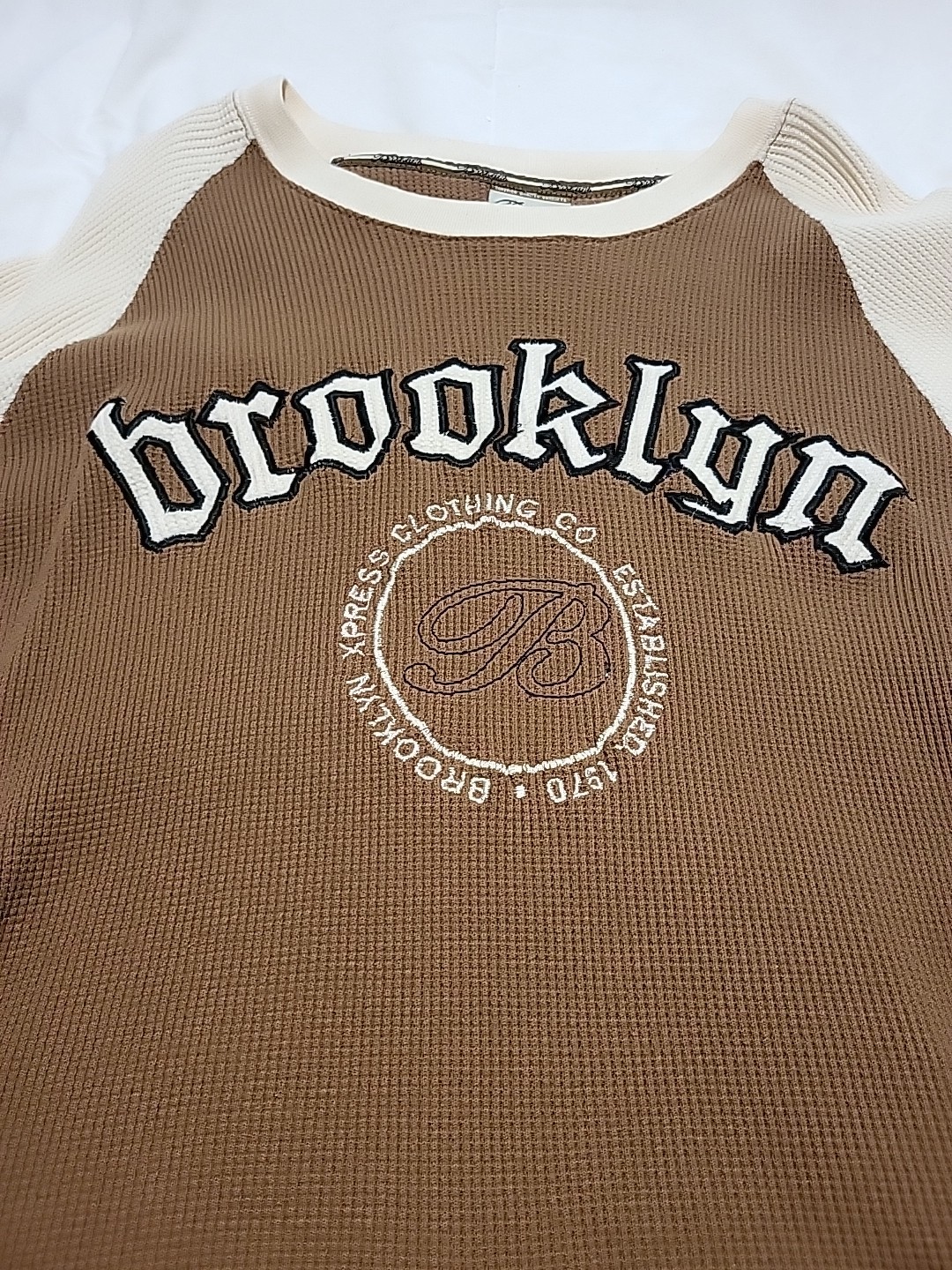 Brooklyn Xpress Brown Embroidered Y2k Vintage Waffle Knit Thermal Size XL gallery