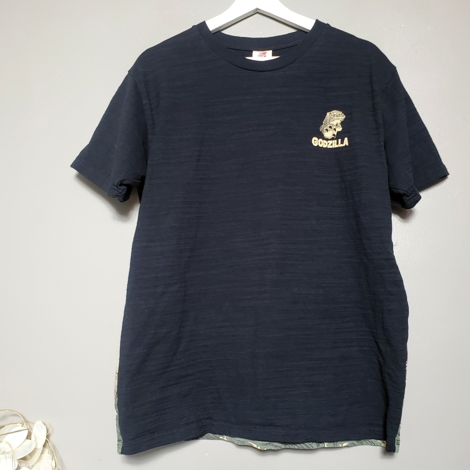 Godzilla T-Shirt Size XL Toho Limited Edition Japanese Traditional Ukiyoe Black