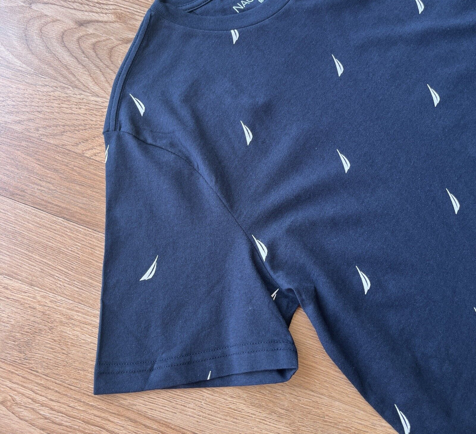 Nautica Men's T-Shirt Size XL Navy Blue All Over Logo Print Crew Neck NEW gallery