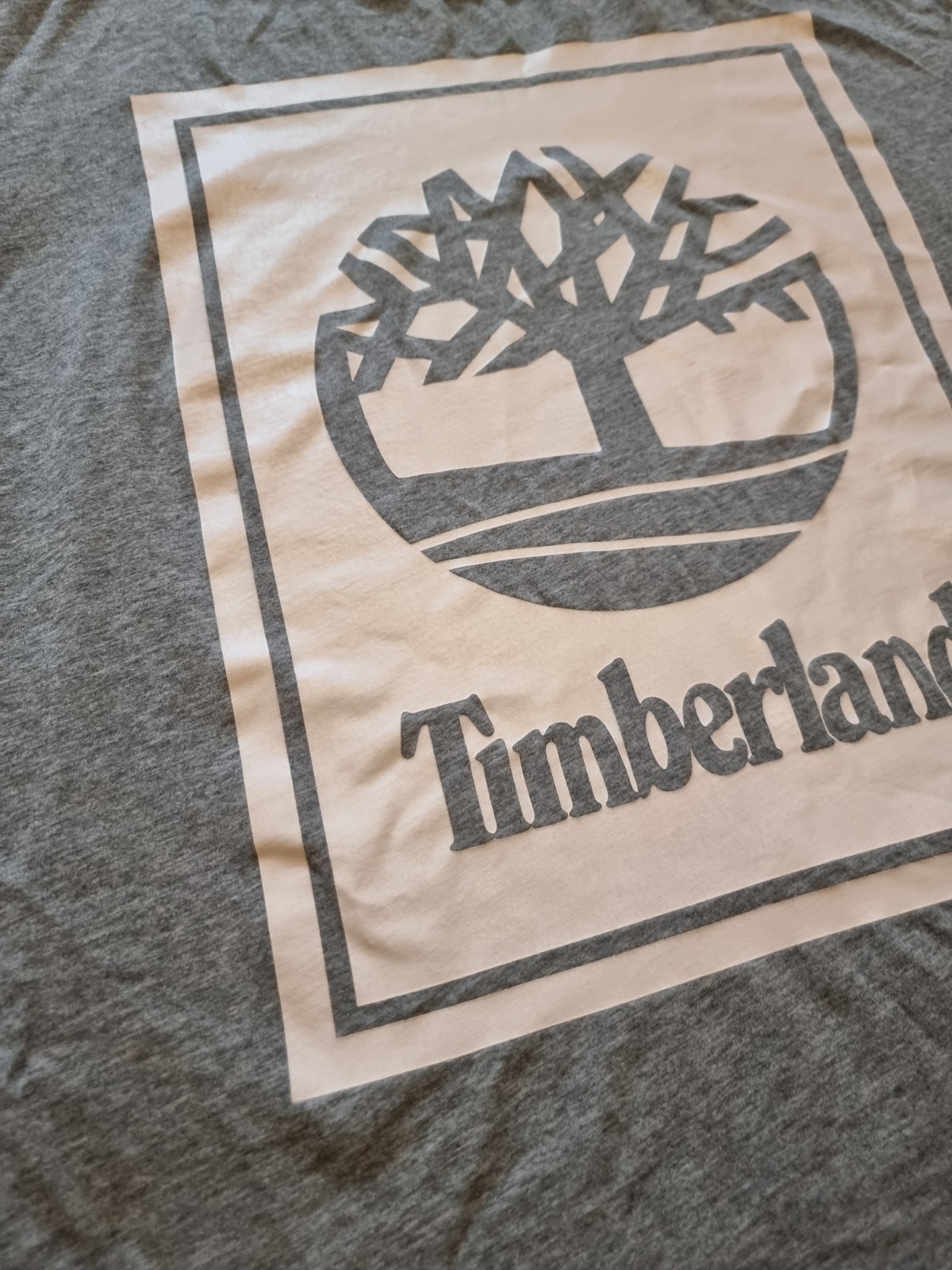 Timberland T-Shirt Mens XL Grey Short Sleeve Graphic Tee TB0A2AJ1 24 Inch P2P gallery