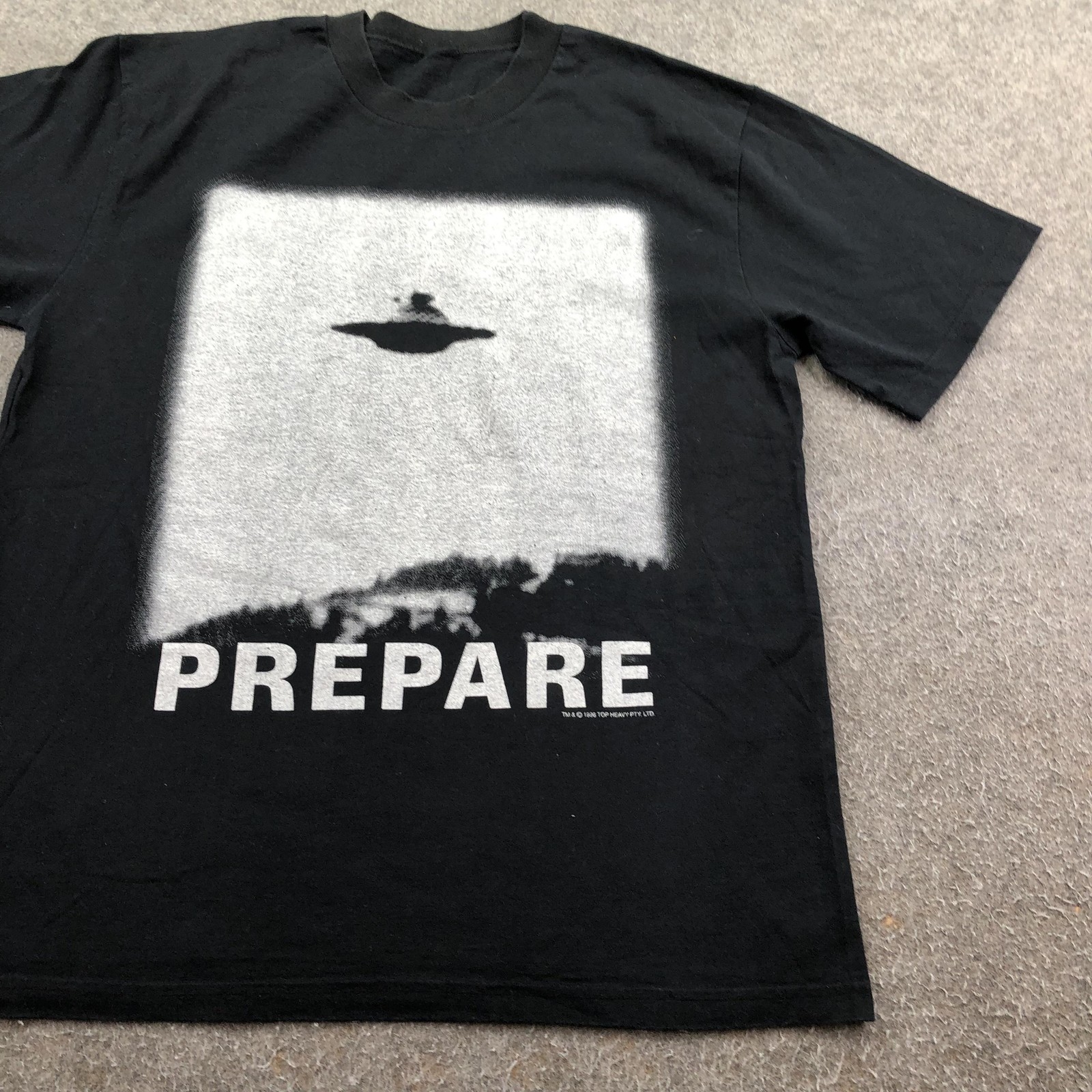 Vintage Prepare UFO Shirt Mens XL Black Alien Graphic Tee Top Heavy 1996 90s gallery