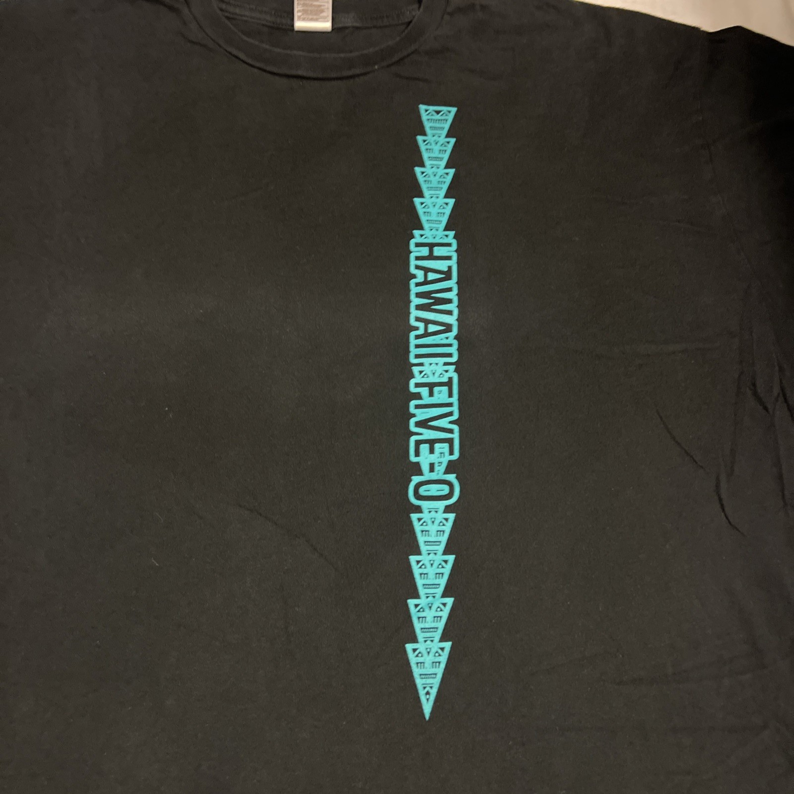 Hawaii Five-O Ohana Season 7 Seven T-shirt 2XL Filmed In Hawaii Black Blue Waves gallery