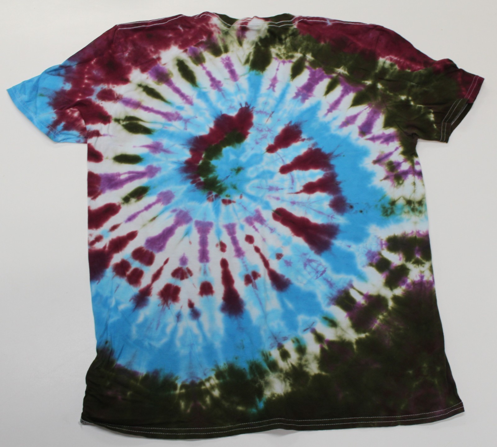 Tie Dye T-Shirt Adult L Maroon Swamp Spiral Gildan Softstyle Cotton Short Sleeve gallery