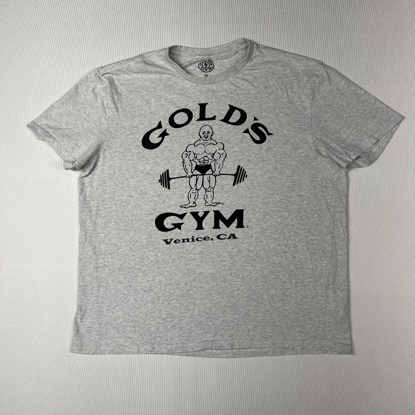Gold's Gym Shirt Mens XL Gray Venice CA Bodybuilder Logo Graphic Tee Workout gallery