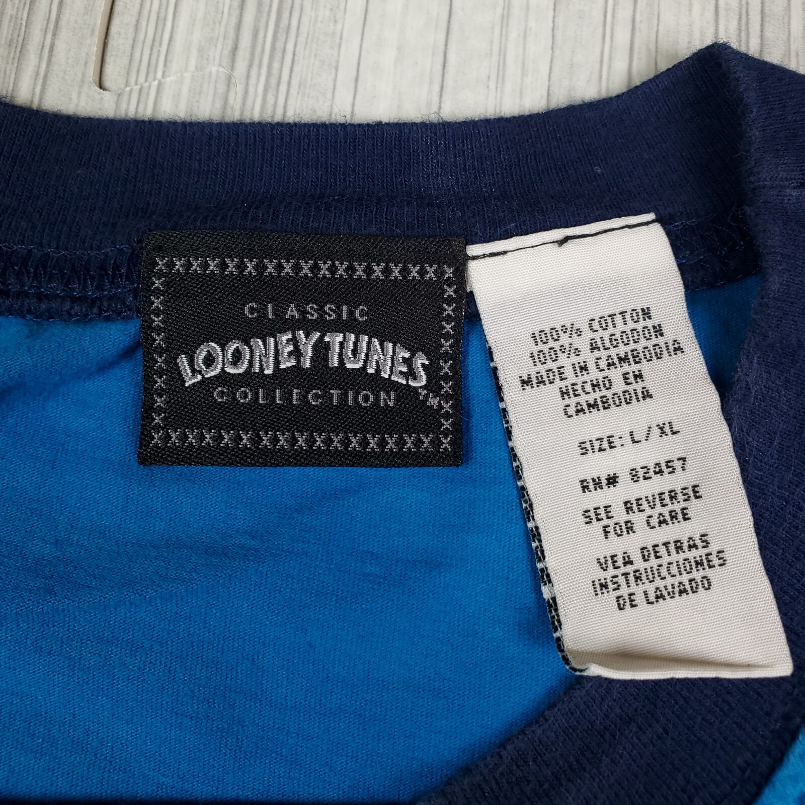 Looney Tunes Atomic Taz Bowl T-Shirt Large Blue Short Sleeve Cartoon Vtg Y2K gallery
