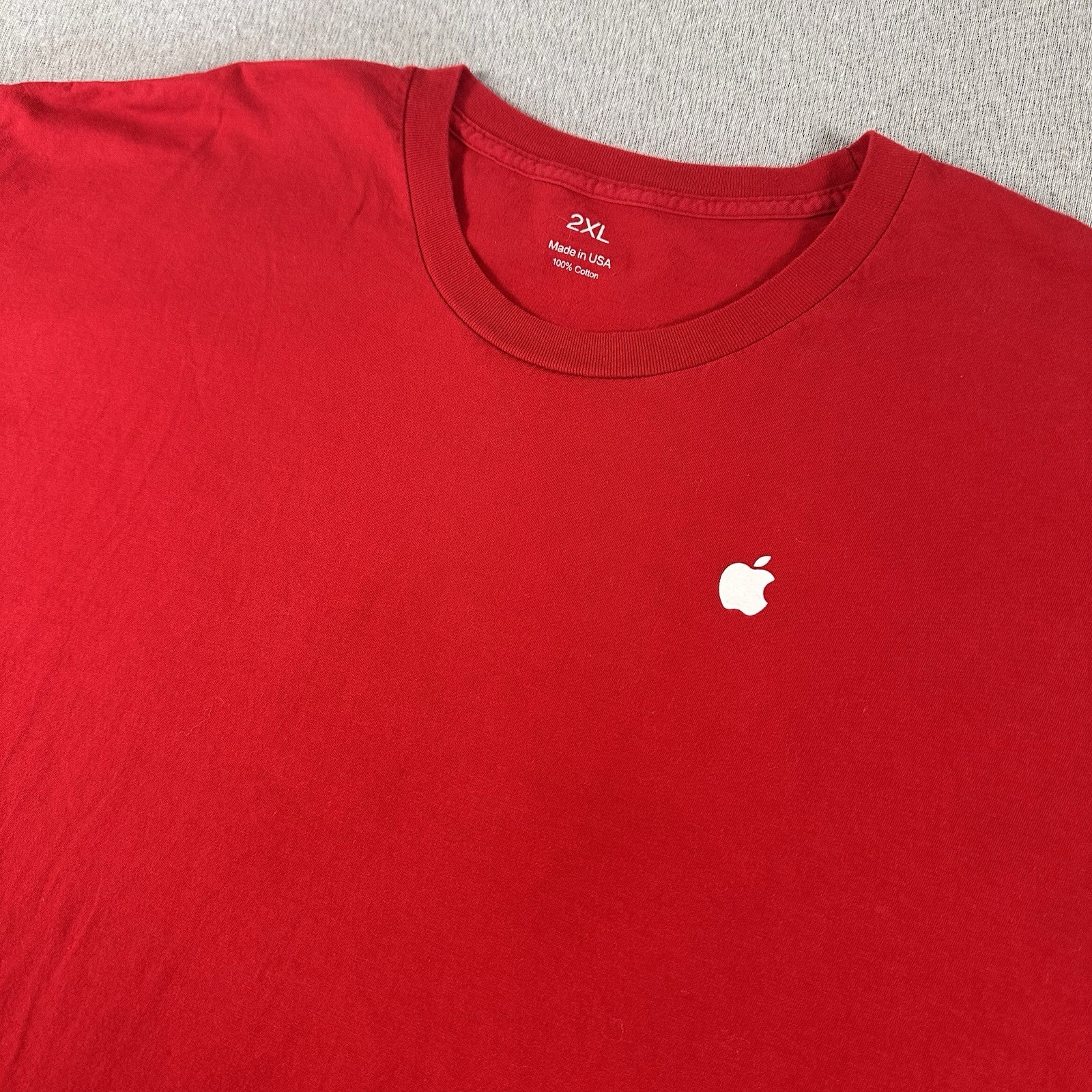 APPLE Store Employee T Shirt Mens 2XL Red Short Sleeve Made in USA