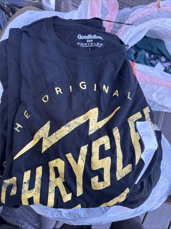 The Original Chrysler Quality Motor Parts Crew Neck T-Shirt Men’s Sz: L NWT A3 gallery