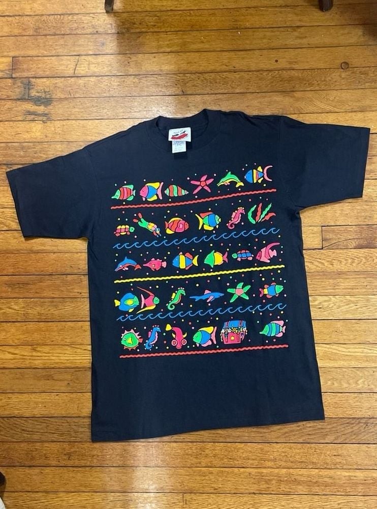 Vintage 90s Eyes on California Tropical Sea Life Neon Puff Print T-Shirt gallery