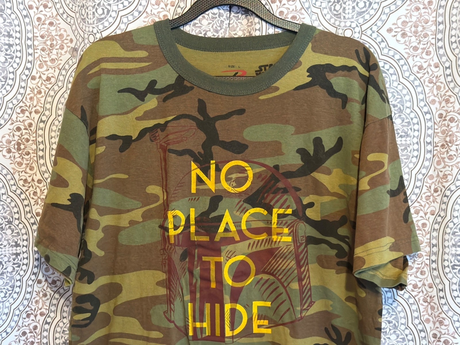Rothco Star Wars Men's Size L Camouflage No Place To Hide Graphic T-Shirt gallery