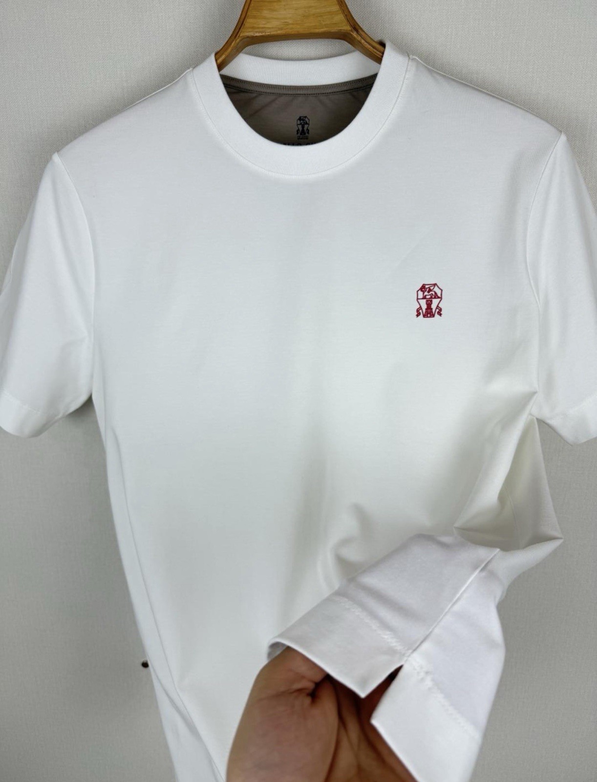Brunello Cucinelli White Cotton T Shirt For Men Size S gallery