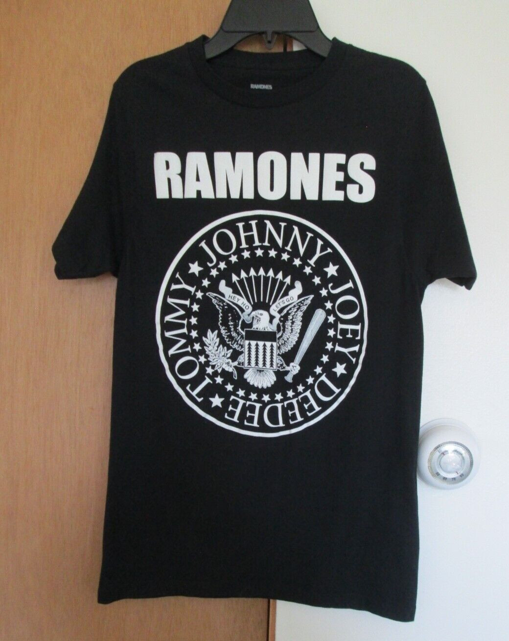 RAMONES 1-2-3-4 Soft Cotton Graphic T-Shirt for Adults Size S