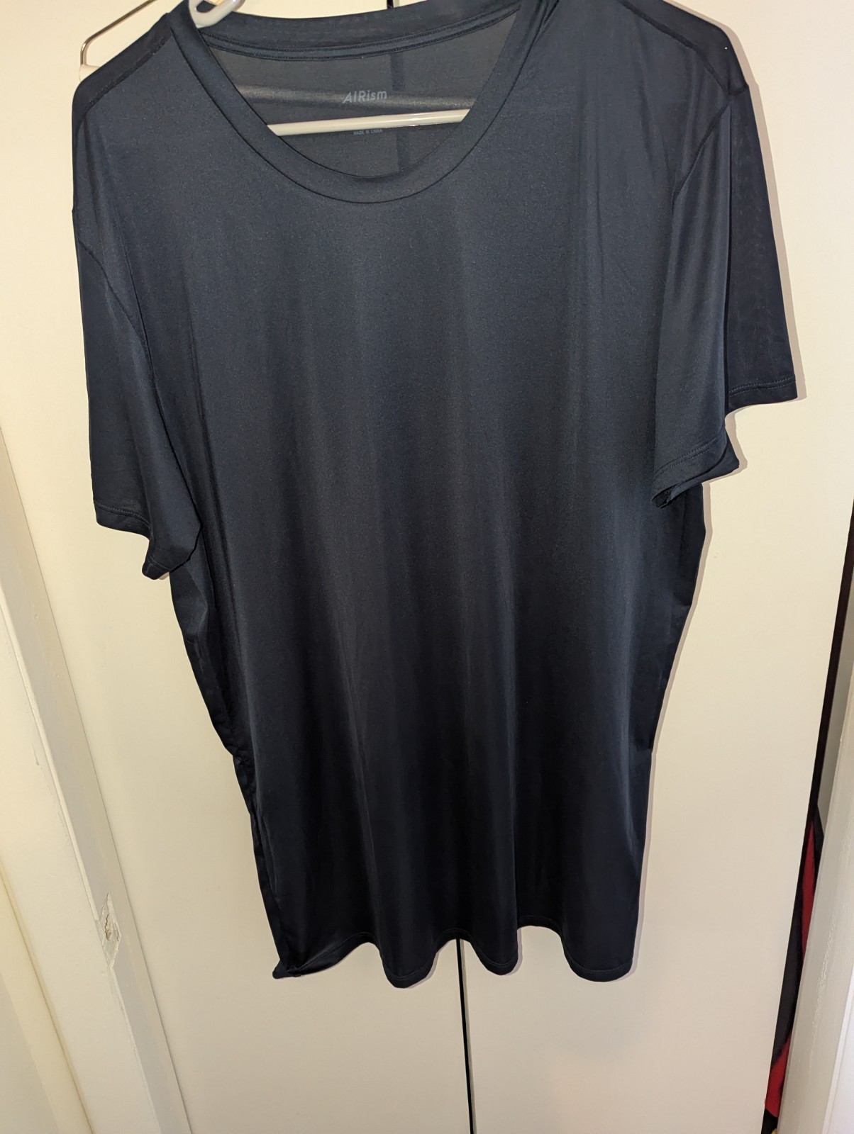 Uniqlo Airism T Shirt Mens Size XL Navy Blue Thin Lightweight Short Sleeve gallery
