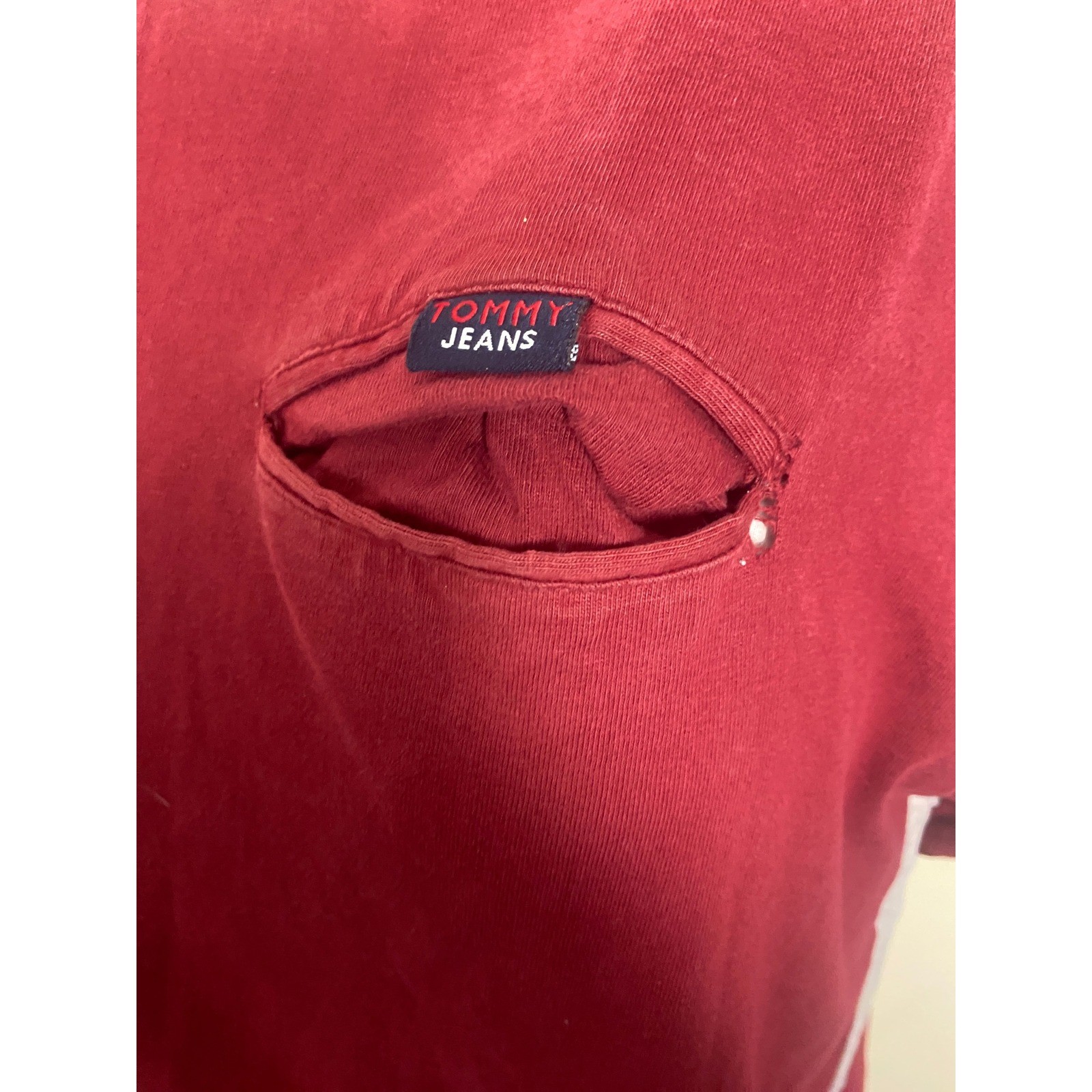 Vintage Tommy Jeans Mens Large Red V Neck Pocket T Shirt Flag Logo 90s gallery