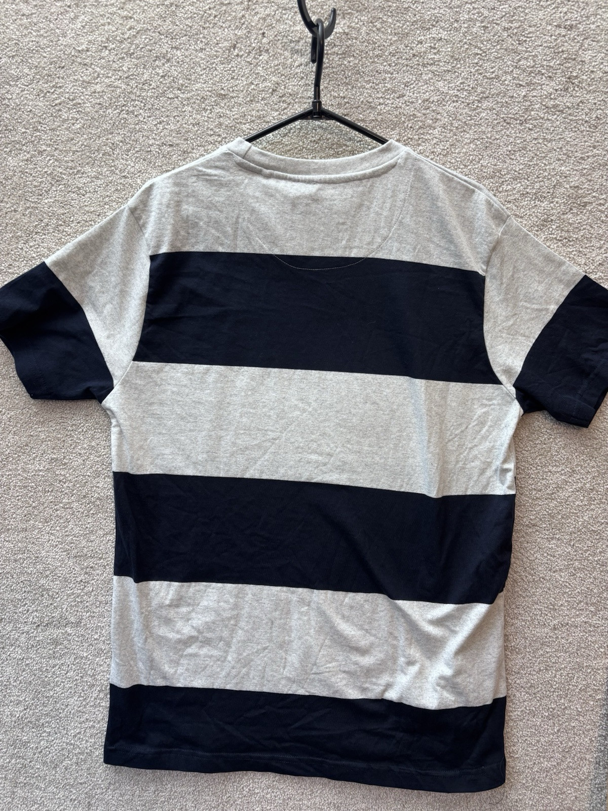 Denim & Flower Ricky Singh T-Shirt Men Medium Gray Black Striped Yin Yang Flower gallery