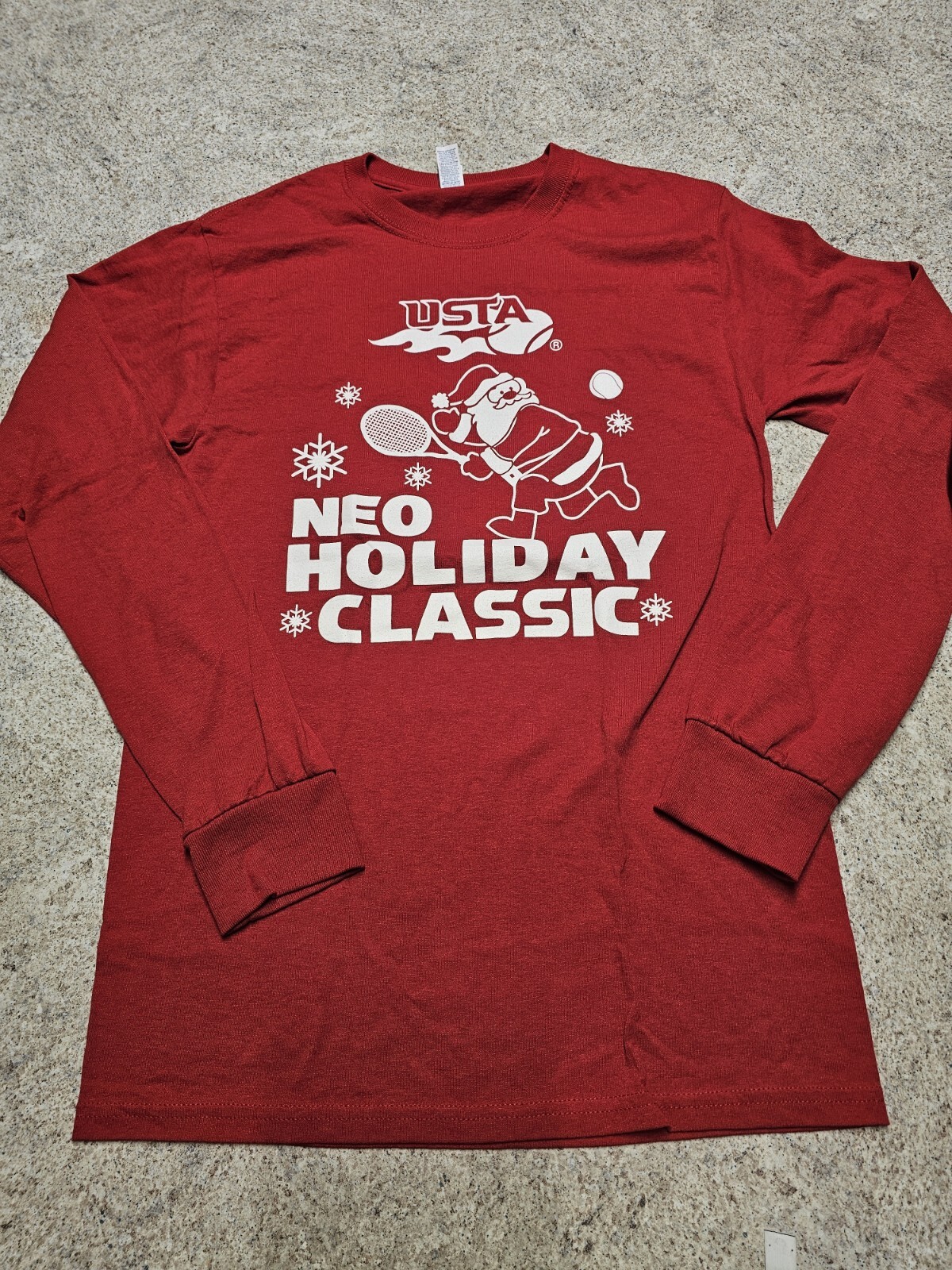 USTA NEO Holiday Tennis Classic Unisex Red Ling Sleeve T-shirt Size S gallery