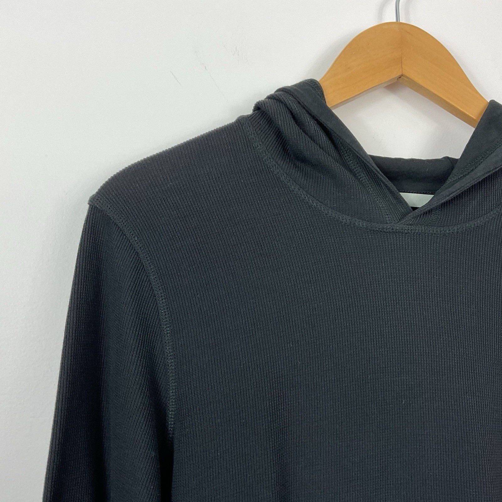 Vince Waffle Knit Thermal Hooded Shirt Men’s Size Medium gallery