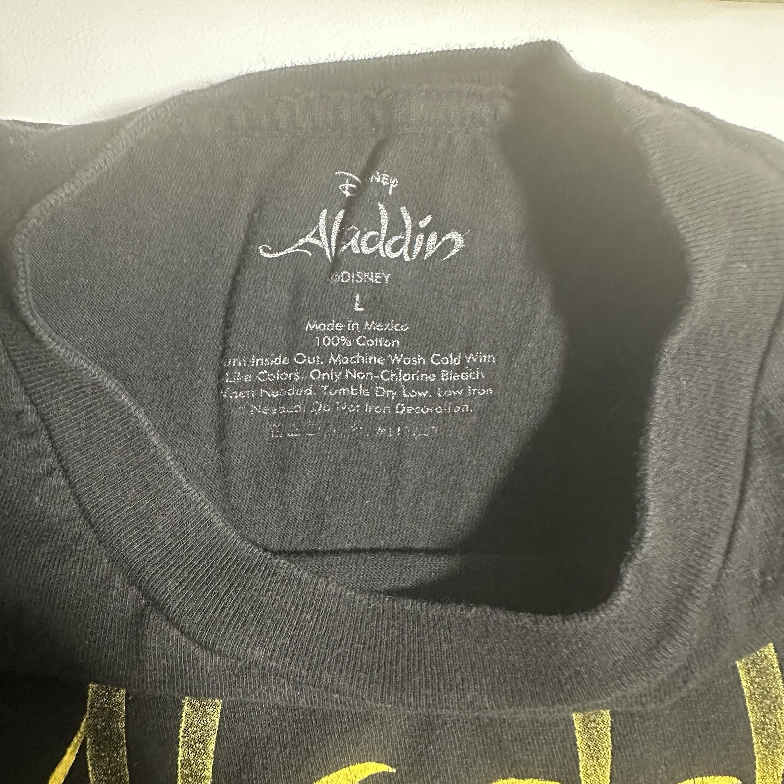 Disney Aladdin T-Shirt Black Adult L Short Sleeve Crew Graphic Tee 100 Cotton gallery