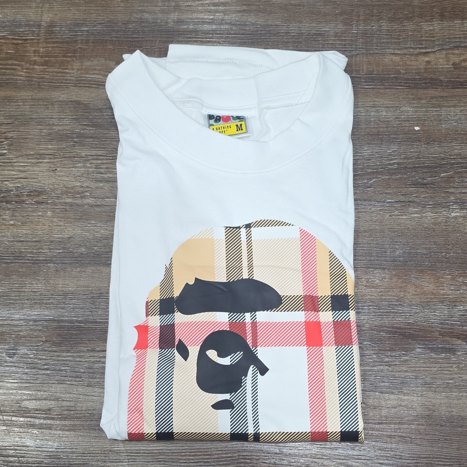 A Bathing Ape BAPE Men’s White Ape Head Graphic Tee M Crew Neck Cotton Knit gallery