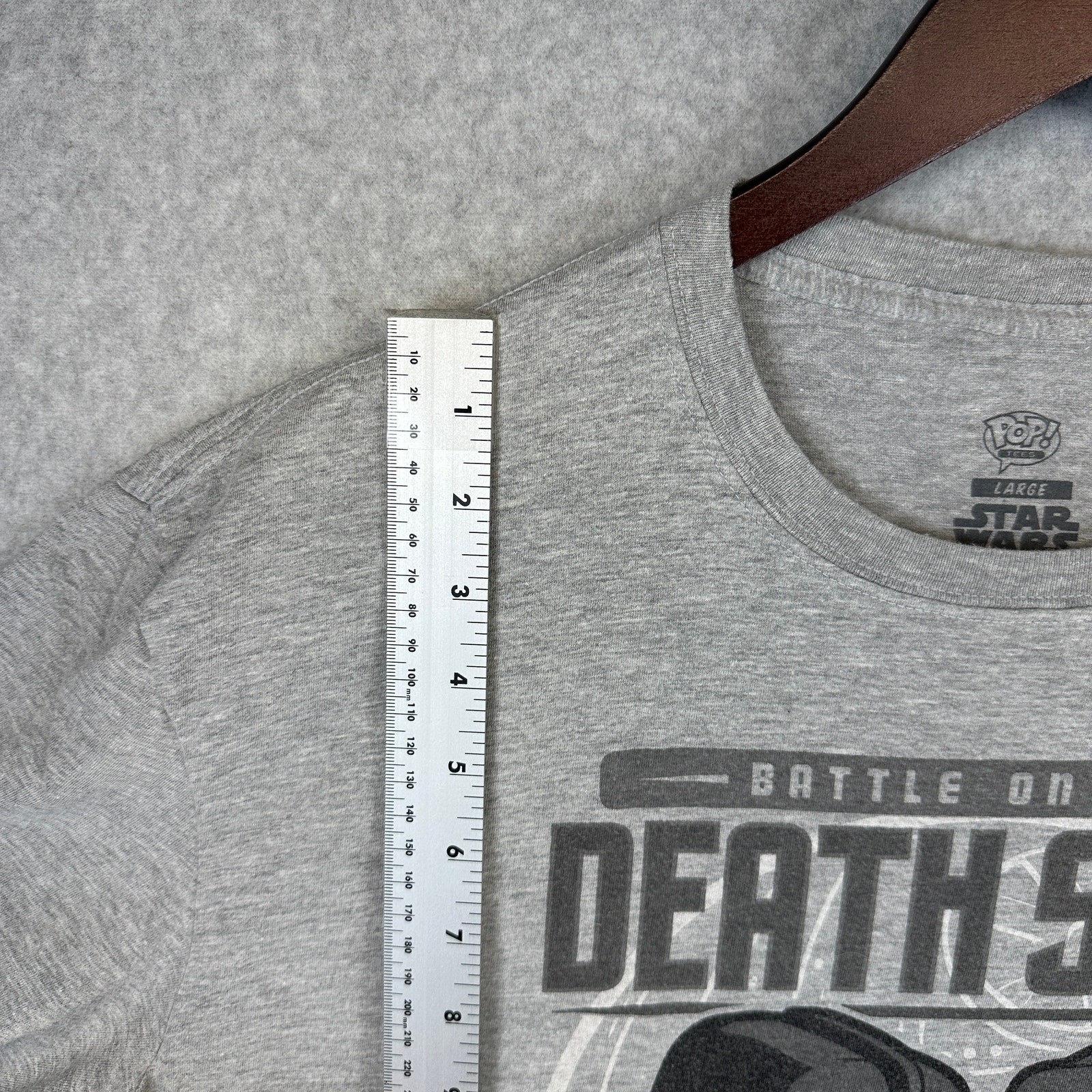 Star Wars T-Shirt Mens Large Gray Pop Battle Of The Death Star Vader Vs Kenobi gallery