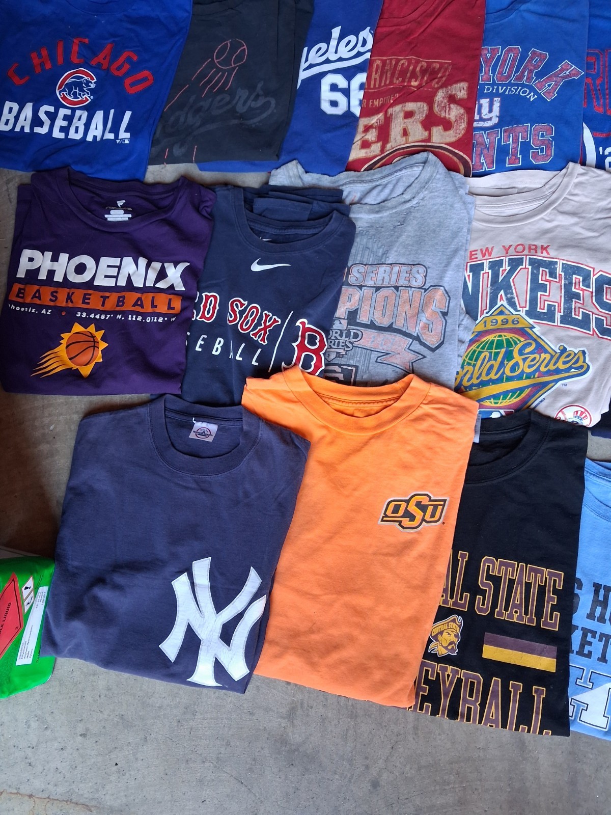 Lot of 35 Sports Tees Various Sizes Resellers Bundle NFL NCAA NBA MLB Giants Y2k gallery