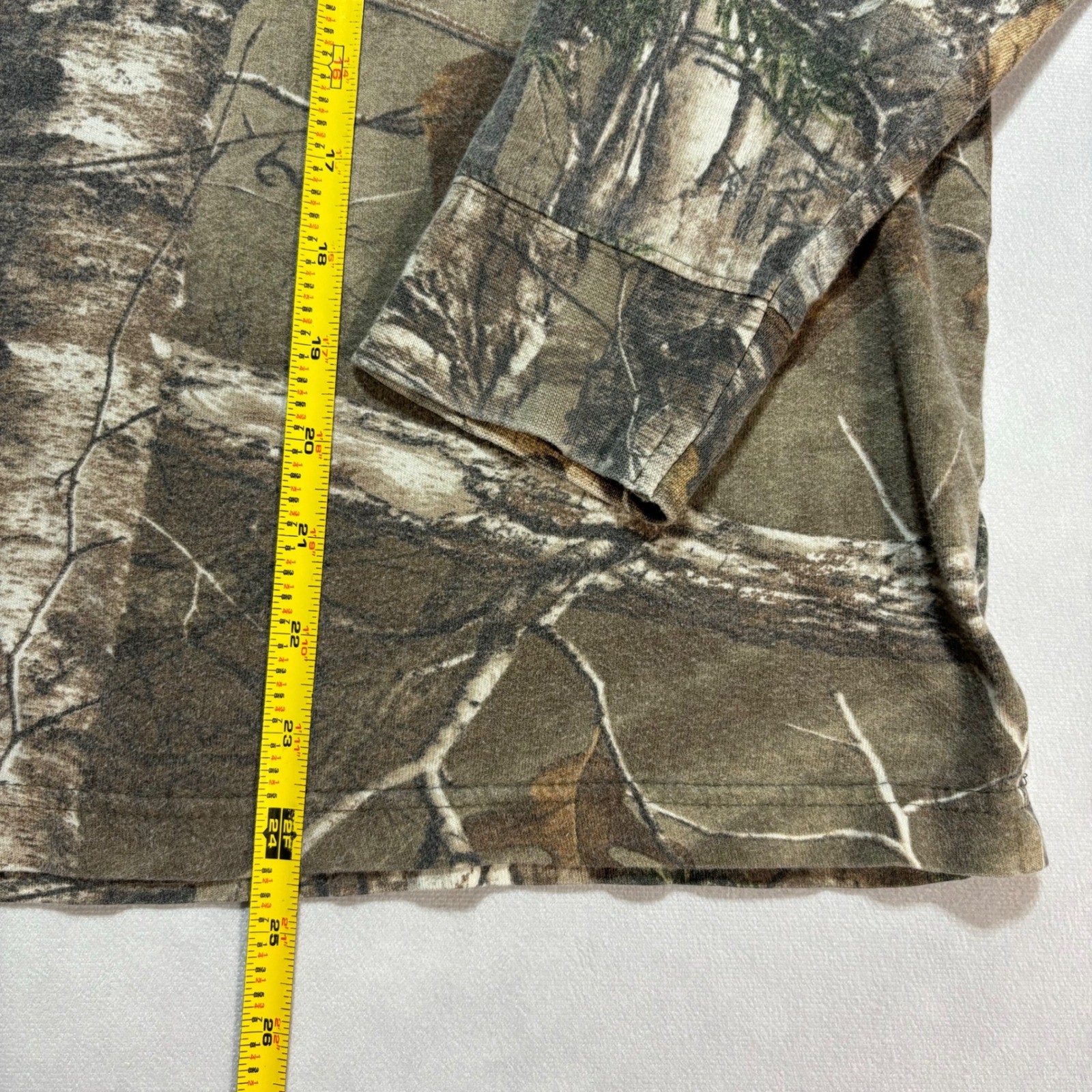 Vintage Realtree Camo Long Sleeve T-Shirt Men's Medium Outdoor Hunting Gorp Y2K gallery