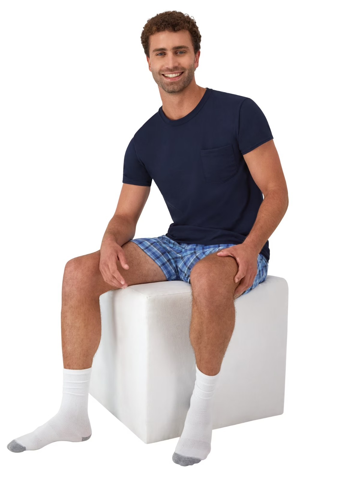 Hanes Men's Value Pack Assorted Pocket T-Shirt Undershirts, 6 Pack gallery