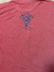 Junior Mens Dellarious Red Astronaut Holding Flower Graphic T-shirt. Size Large