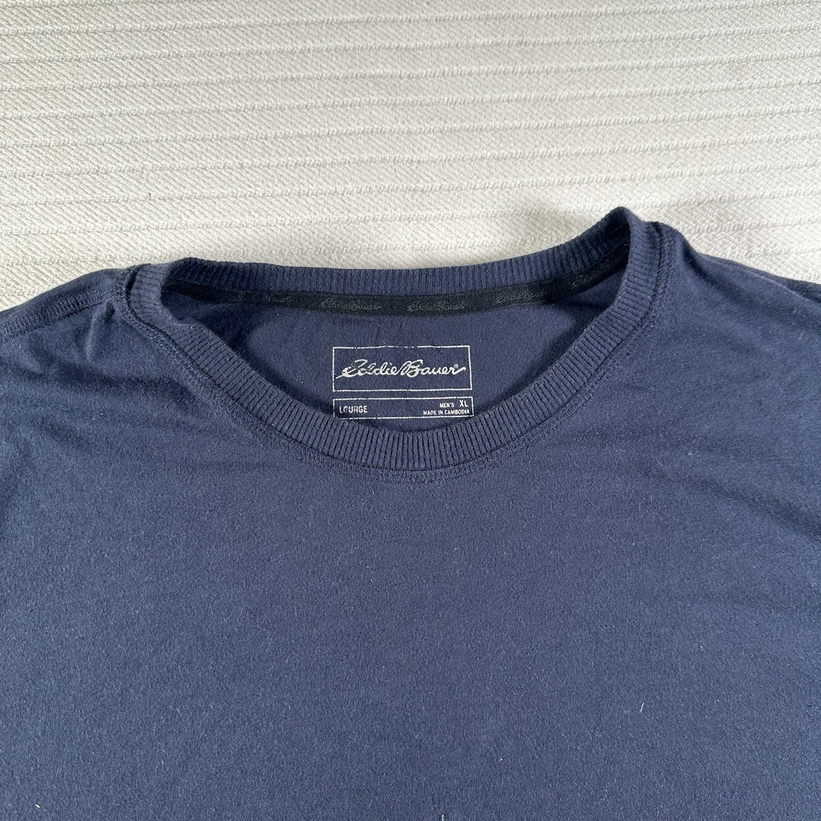 Eddie Bauer Mens XL T-Shirt Navy Blue Crew Neck Short Sleeve Classic Tee Cotton gallery