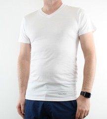 Calvin Klein Men’s T-Shirts V-Neck Undershirt, Classic Fit Tee Shirt, 3 Pack