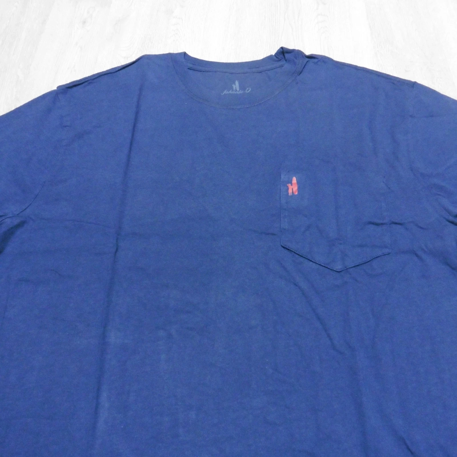 Johnnie-O Men's M Coastal Way Crewneck T-Shirt Navy Blue LS Graphic Print gallery