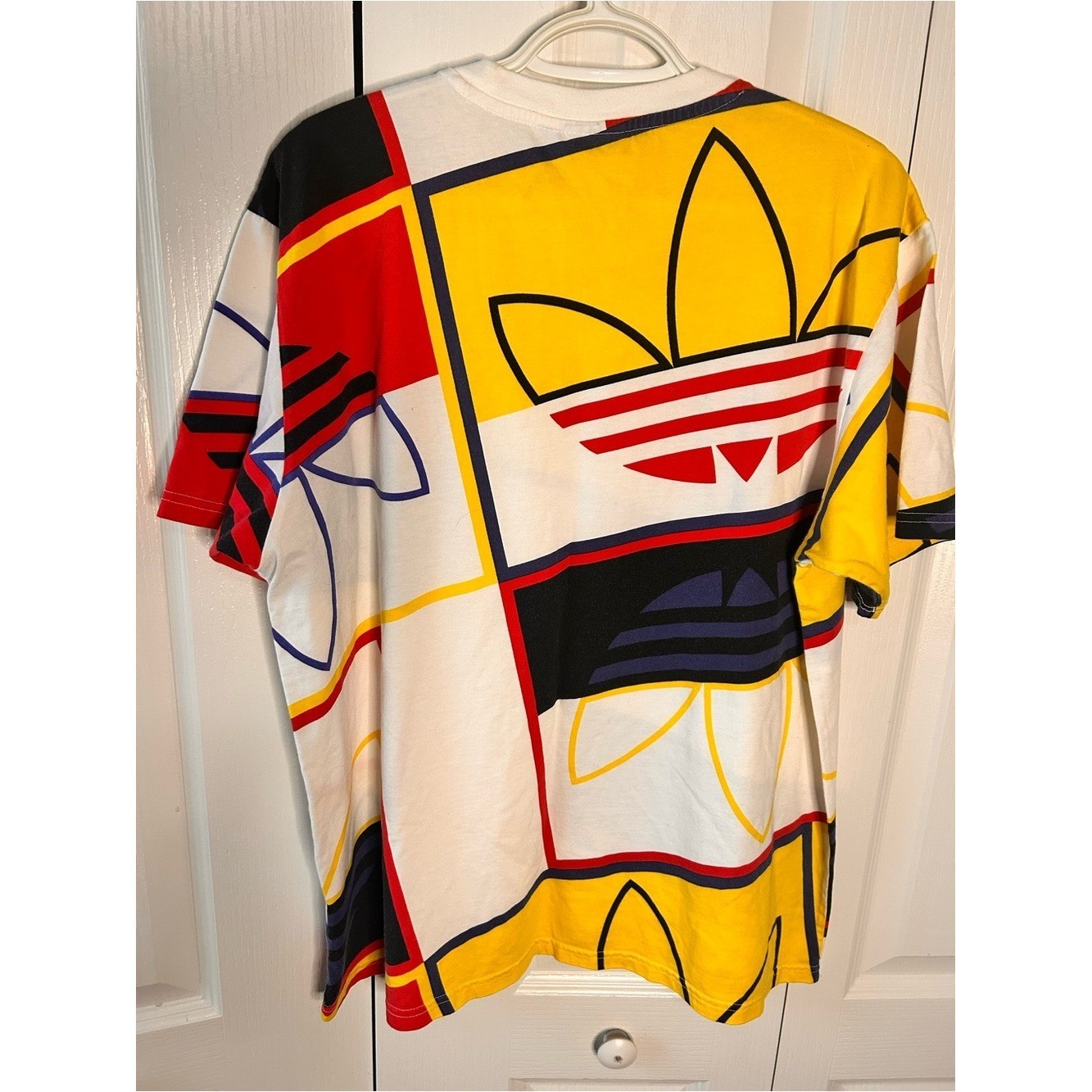 Adidas T-Shirt Men's XL Originals Logo Play Trefoil Short Sleeve Geometric gallery