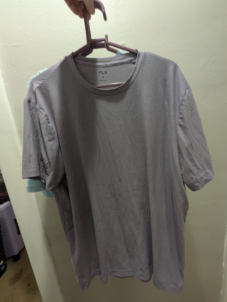 5 Men’s Solid Color Tee Shirts, Assorted, With Hangers