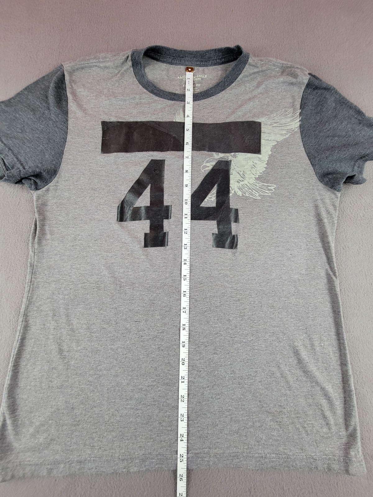 American Eagle Outfitters Men's Medium Gray Classic Fit T-shirt Short-sleeve gallery